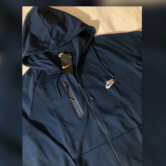 Nike Track Suit - Picture 3 of 6